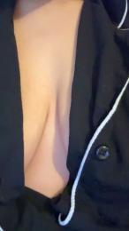 Mllej webcam model stream image