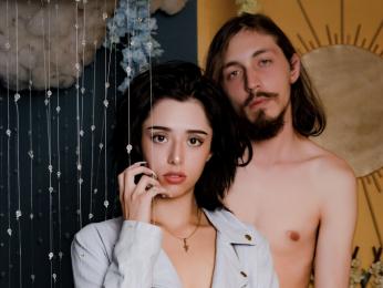 JunnaAndKurt webcam model stream image