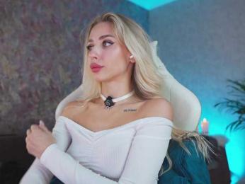 misstics_ webcam model stream image