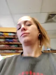 Bakedroll333 webcam model stream image