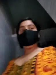 Ritusri_Dotta webcam model stream image