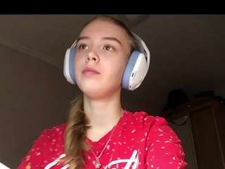 otilialingerfelter webcam model stream image