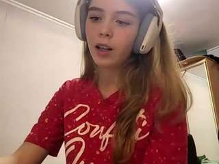 otilialingerfelter webcam model stream image