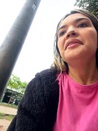 Sarita-candy webcam model stream image