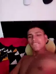 Emiliano_Reyes webcam model stream image