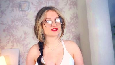 LynnaByrd webcam model stream image