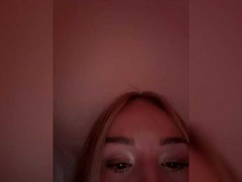 Nestyzz webcam model stream image