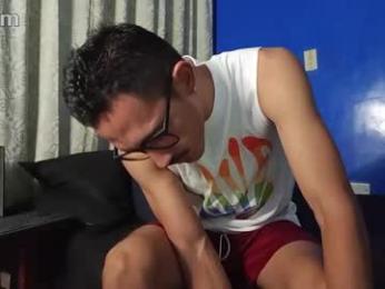 xxxhome_alonexxx webcam model stream image