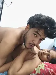 Hotshot_Love webcam model stream image