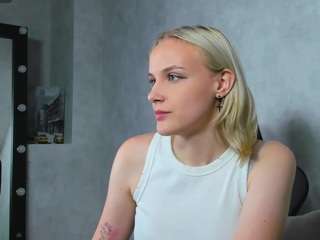 carolin-miller webcam model stream image