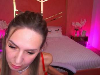 MollyWild webcam model stream image