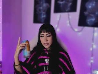 nicolle-lee webcam model stream image