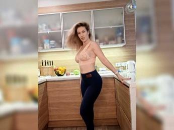 EnergyGirl webcam model stream image