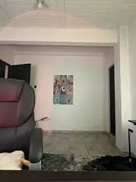 aly_golden_ webcam model stream image