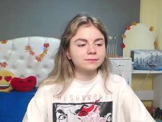 tinaredly webcam model stream image