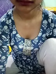 Piya_Ji webcam model stream image