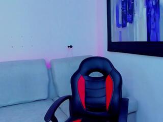 Axeel King webcam model stream image