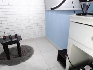 Azir webcam model stream image