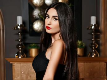 Grace webcam model stream image