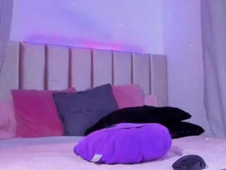 Ana Roussew webcam model stream image