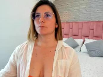 sarahdeyvis webcam model stream image