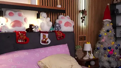 PollyBeev webcam model stream image