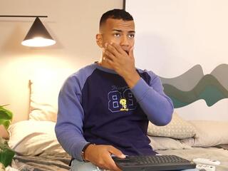 Rafael Leonn webcam model stream image