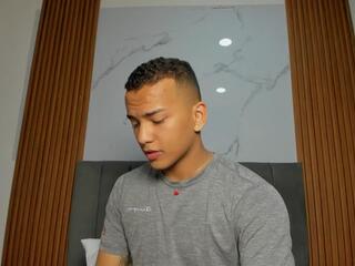 Rafael Leonn webcam model stream image