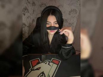 Aloeloea webcam model stream image