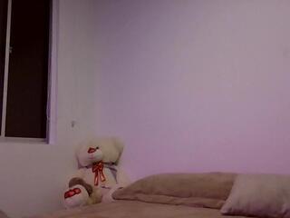 Alma Queen webcam model stream image