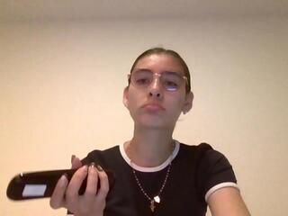 Alma Queen webcam model stream image