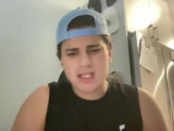 college27816672 webcam model stream image