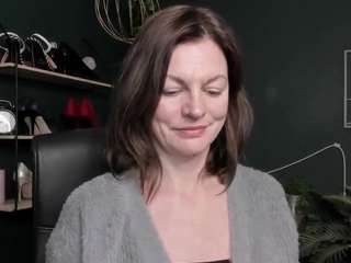 viviankiss webcam model stream image