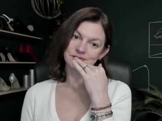 viviankiss webcam model stream image