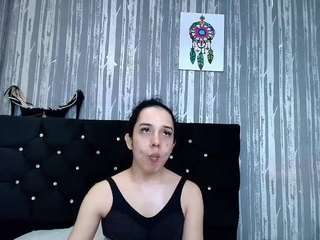 alicee-moonn webcam model stream image