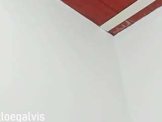 kloe-squirts webcam model stream image