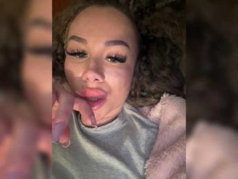 Ps-Kriss webcam model stream image