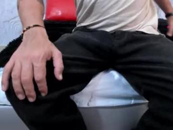 myinnocentwhore webcam model stream image