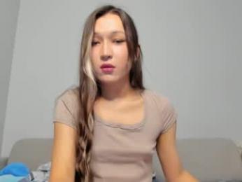 wiseenoughlamb webcam model stream image