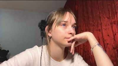 YelenaSoden webcam model stream image