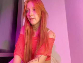 FoxieKiss webcam model stream image