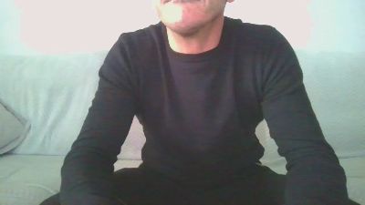 Mons75 webcam model stream image