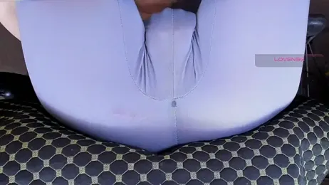 Cameltoe_squirt_inPants webcam model stream image