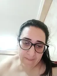 Dolcecurvy webcam model stream image