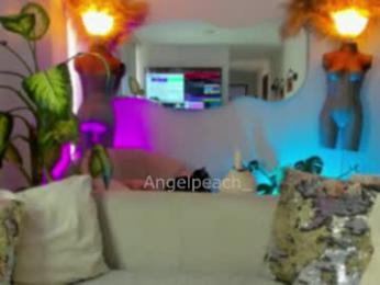 angelpeach_ webcam model stream image