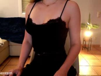 ms_seductive webcam model stream image