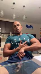 Beachmusclefit webcam cam4 model stream image