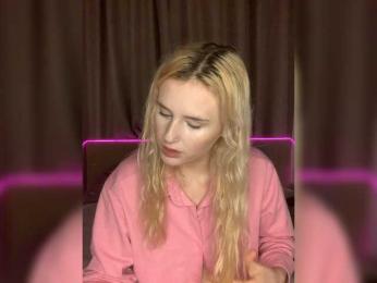 MilaElin webcam model stream image