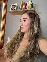 FridaKlein webcam stripchat model stream image