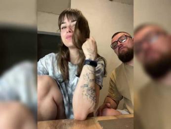 Cherry-Viking98 webcam bongacams model stream image